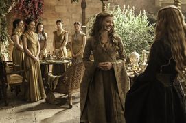 Margaery wearing Cersei style clothes in Season 5.jpg