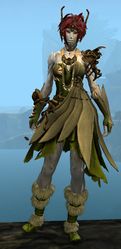 Nature's Oath Outfit sylvari female front.jpg