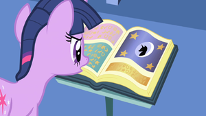 Twilight reading Mare in the Moon myth S1E01.png