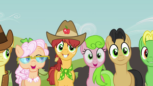 Apple family in Raise This Barn S3E08.png