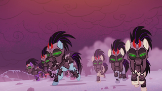 Crystal Ponies charge into battle S5E25.png