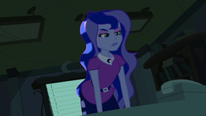 Vice Principal Luna looks at Twilight disapprovingly EG.png