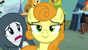 Rarity trying to get Golden Harvest's attention S7E19.png