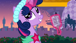 Twilight sings S02E26.png