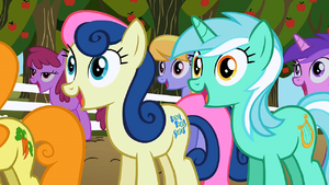Sweetie Drops and Lyra Heartstrings excited S2E15.png
