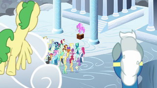 Cotton Sky giving orders to Pegasi S9E25.png