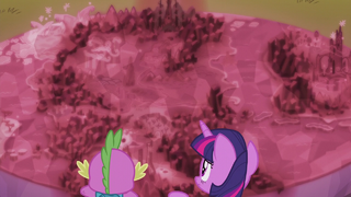 Cutie Map shows half of Equestria covered in crystal S5E25.png