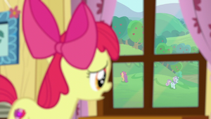 Apple Bloom seeing her friends leaving S6E4.png
