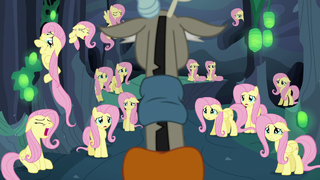 Discord discovers a lot of Fluttershys S6E26.png