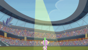 Spike in the spotlight S4E24.png