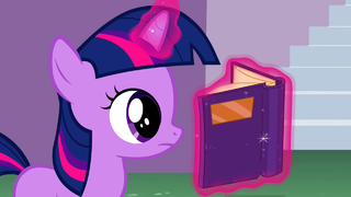 Filly Twilight reading S02E25.png